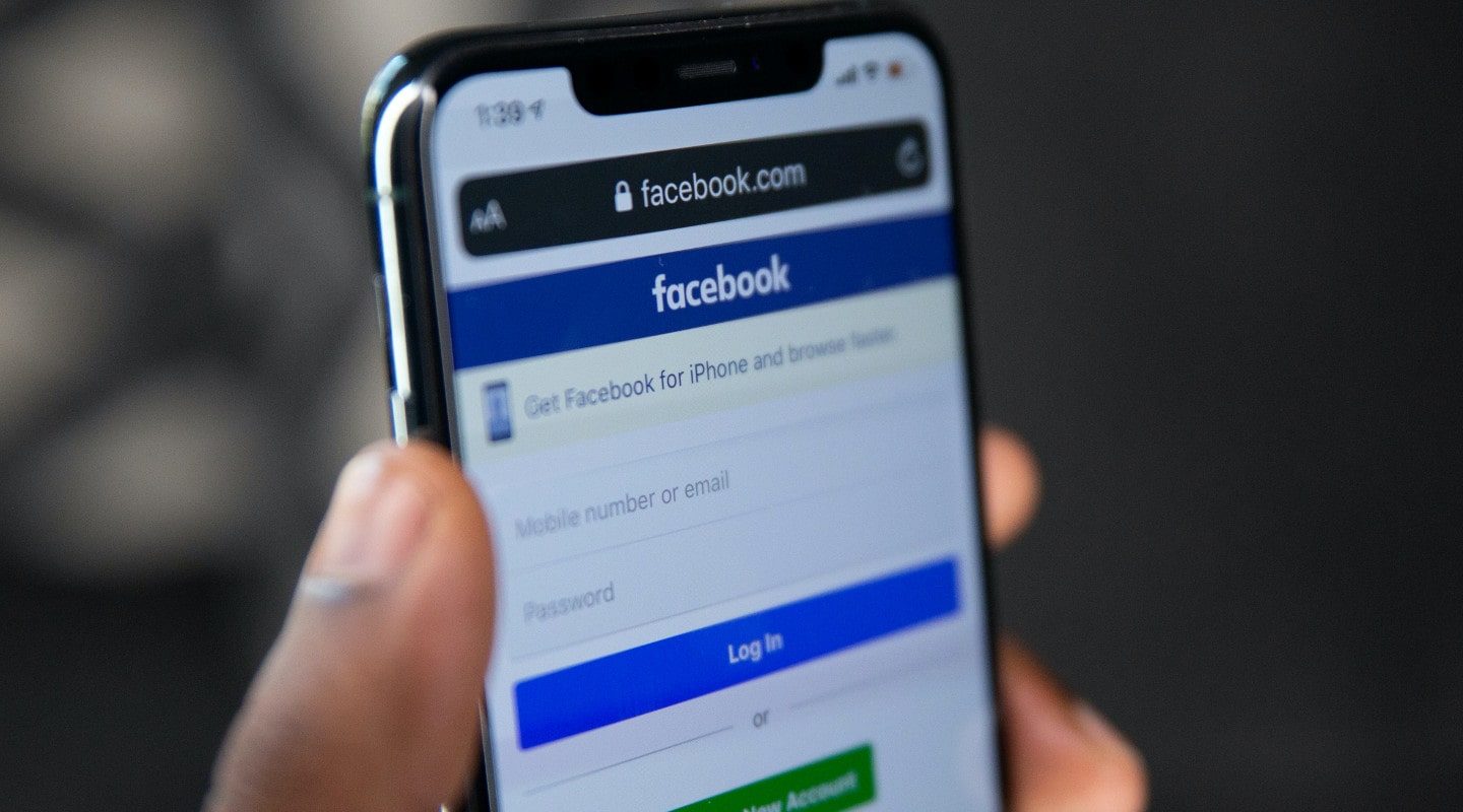 Jak chronić swoje konto Facebook przed włamaniem? Uwierzytelnianie dwuskładnikowe to nie wszystko