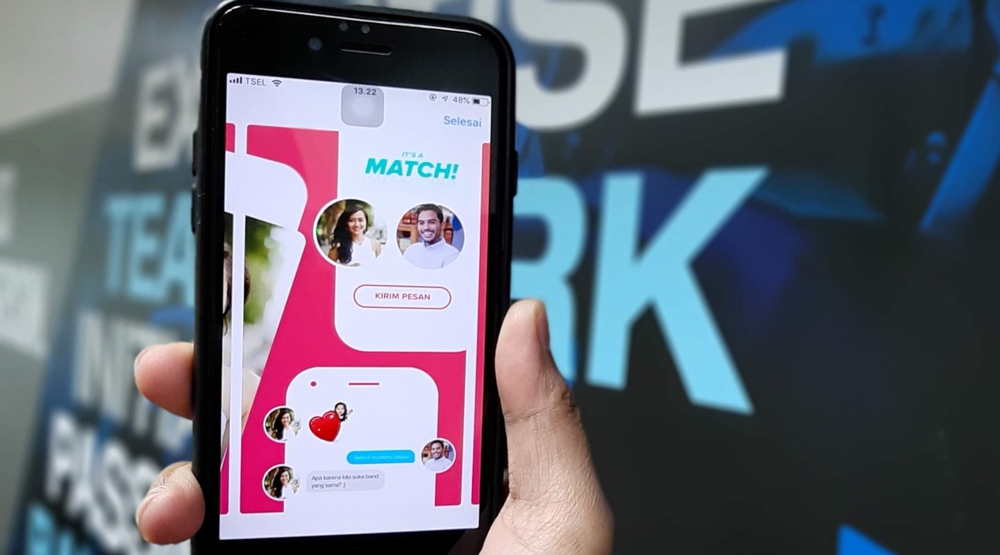 Czy aplikacje randkowe są bezpieczne? Jest sporo zagrożeń