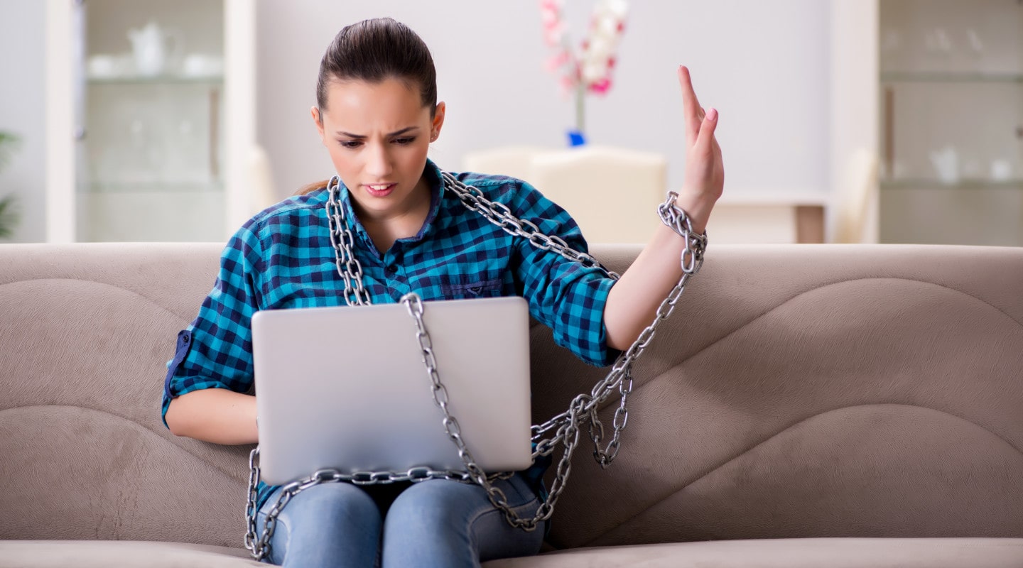 Uzależnienie od Internetu, czyli siecioholizm – norma czy niebezpieczeństwo?