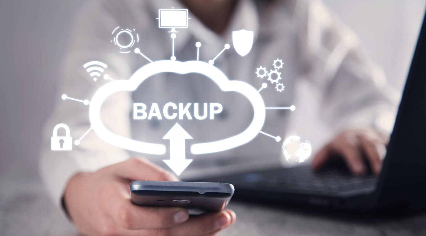 Światowy Dzień Backupu – dlaczego warto robić kopie zapasowe?