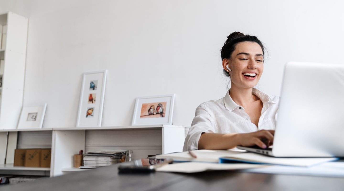 Google Chat to następca Hangouts. Jakie ma funkcje?