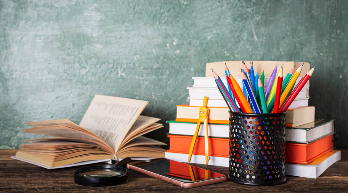 Wyprawka szkolna 300+ z programu Dobry Start. Komu przysługuje? Do kiedy złożyć wniosek?