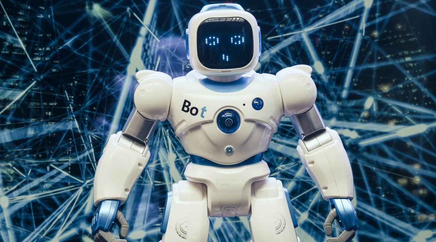 Uczenie maszynowe – co to jest? Przykłady i zastosowania machine learning