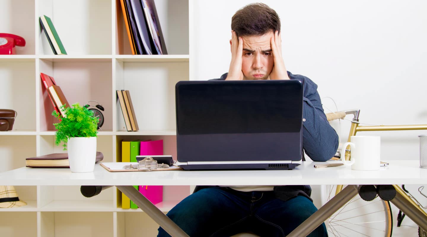 Jak zresetować laptopa? Jak go przywrócić do ustawień fabrycznych?